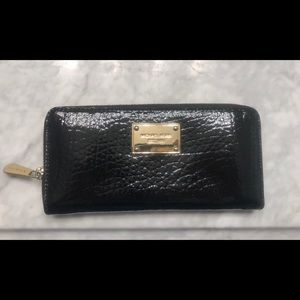 Black Michael Kors Wallet